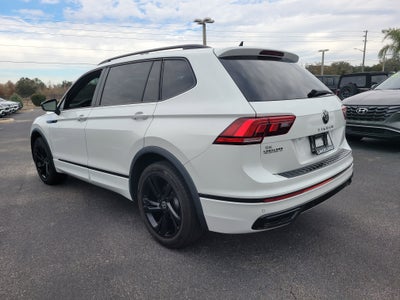 2023 Volkswagen Tiguan SE R-Line Black