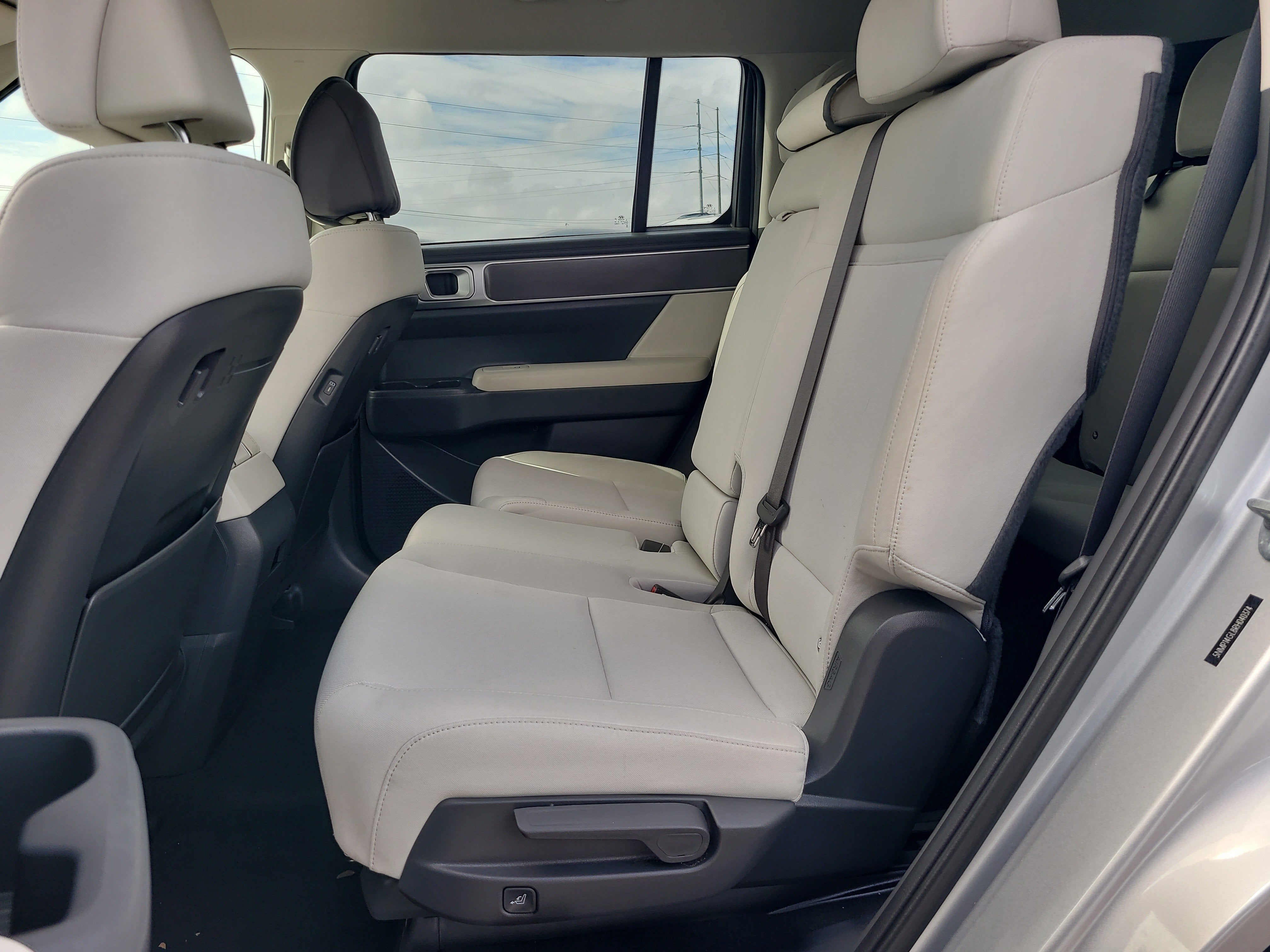 2024 Hyundai Santa Fe SE