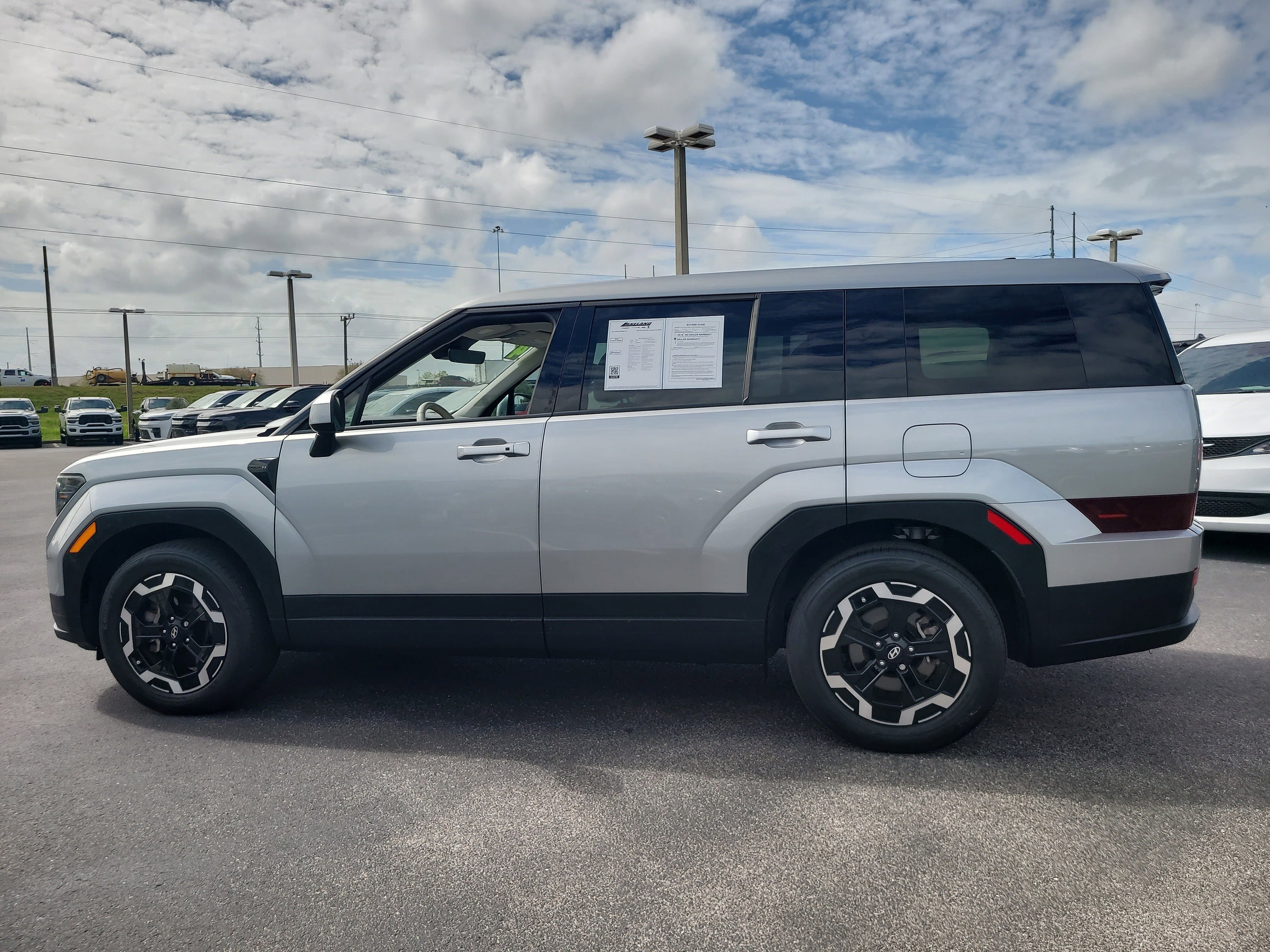 2024 Hyundai Santa Fe SE