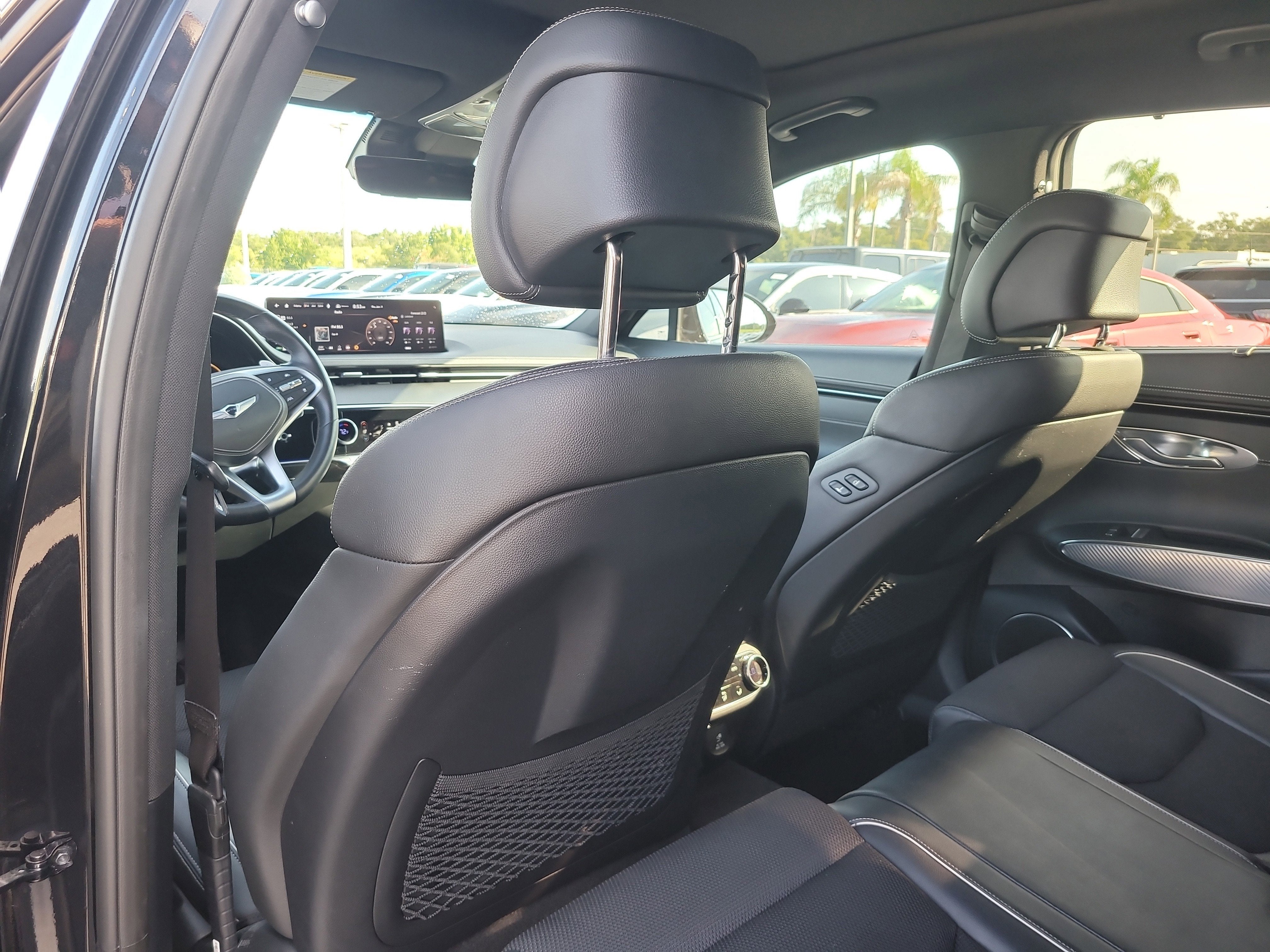 2023 Genesis GV70 2.5T