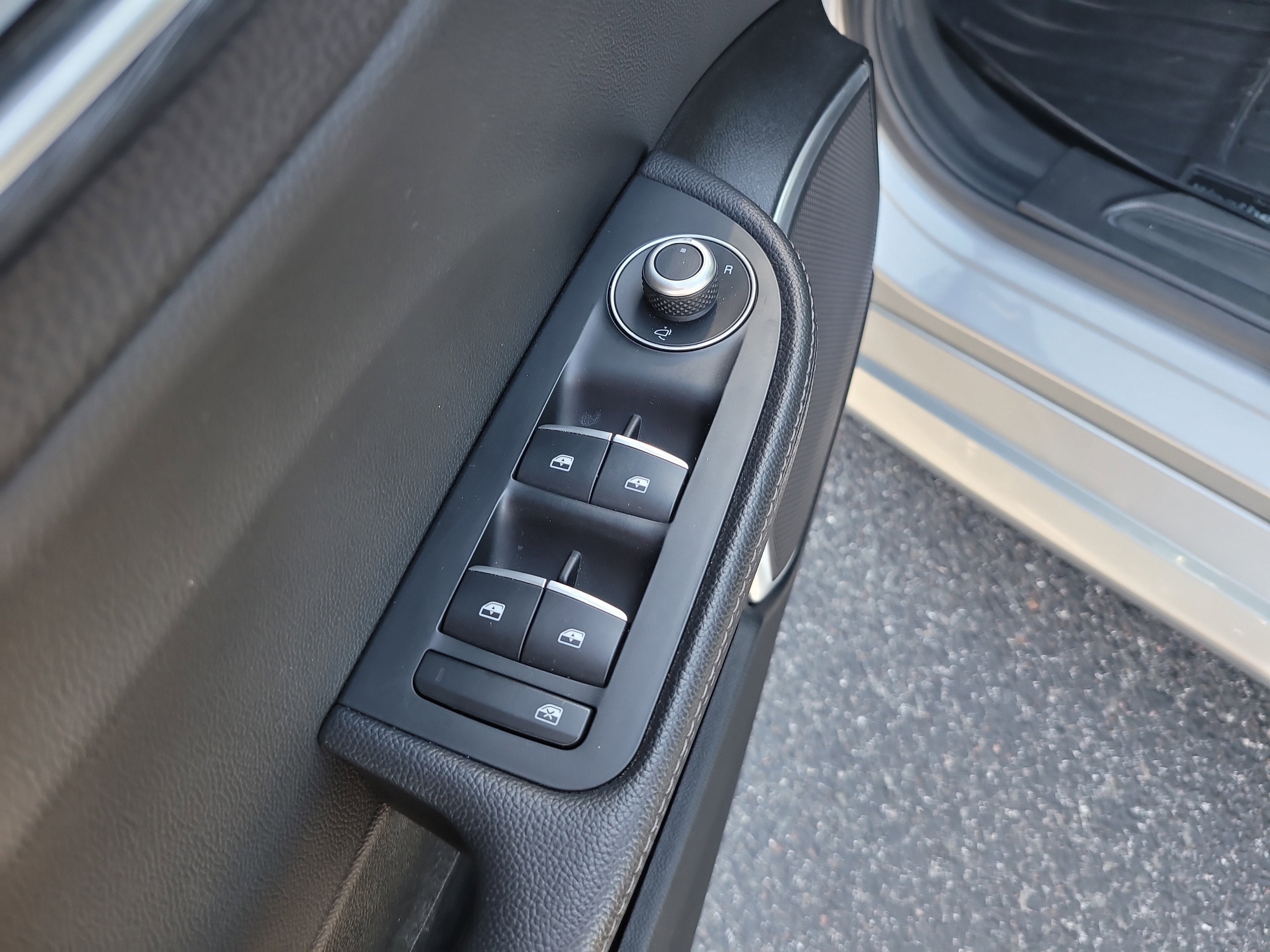 2021 Alfa Romeo Giulia Base