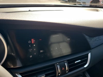 2021 Alfa Romeo Giulia Base