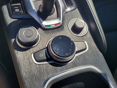 2021 Alfa Romeo Giulia Base