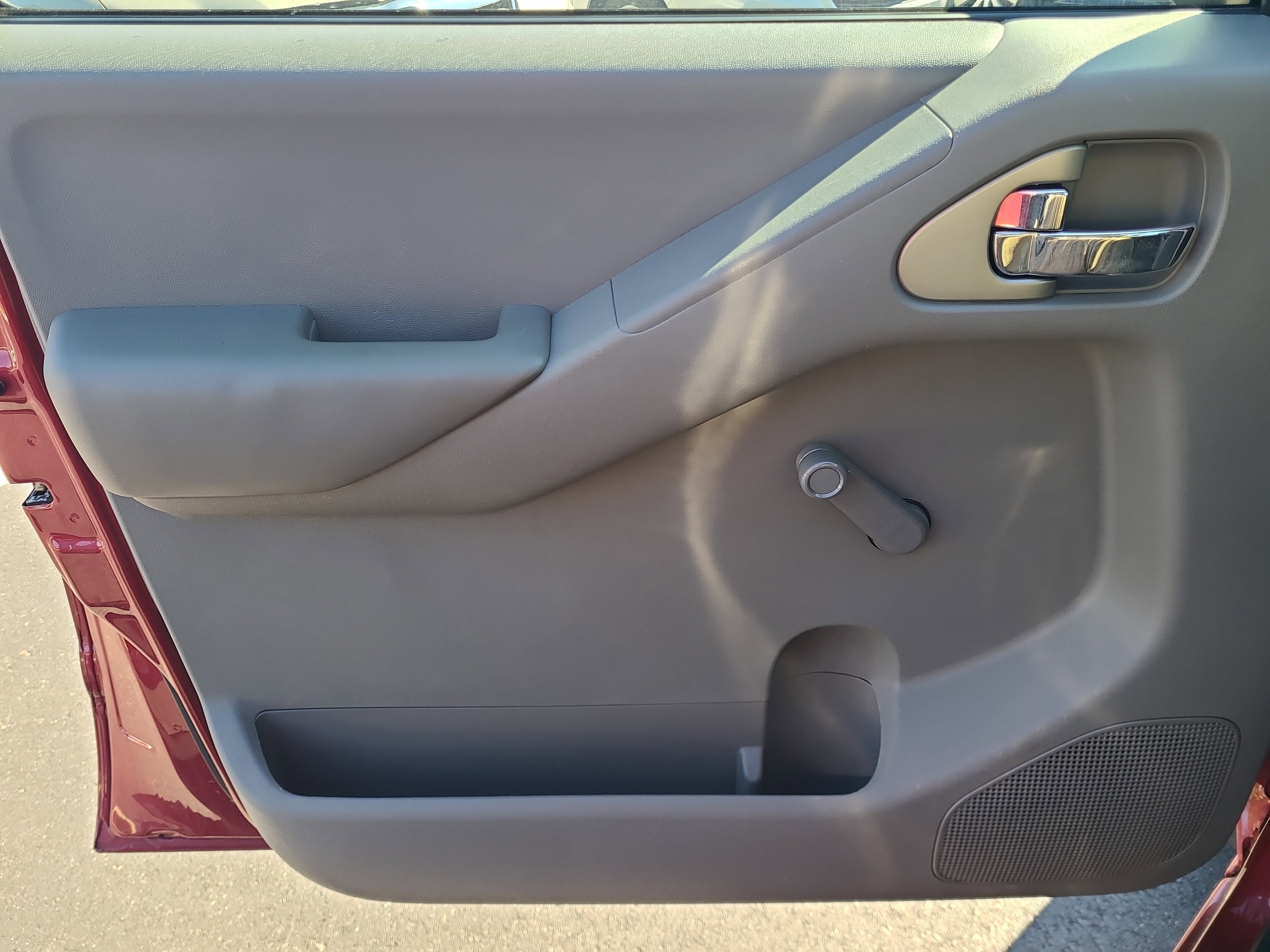 2014 Nissan Frontier S