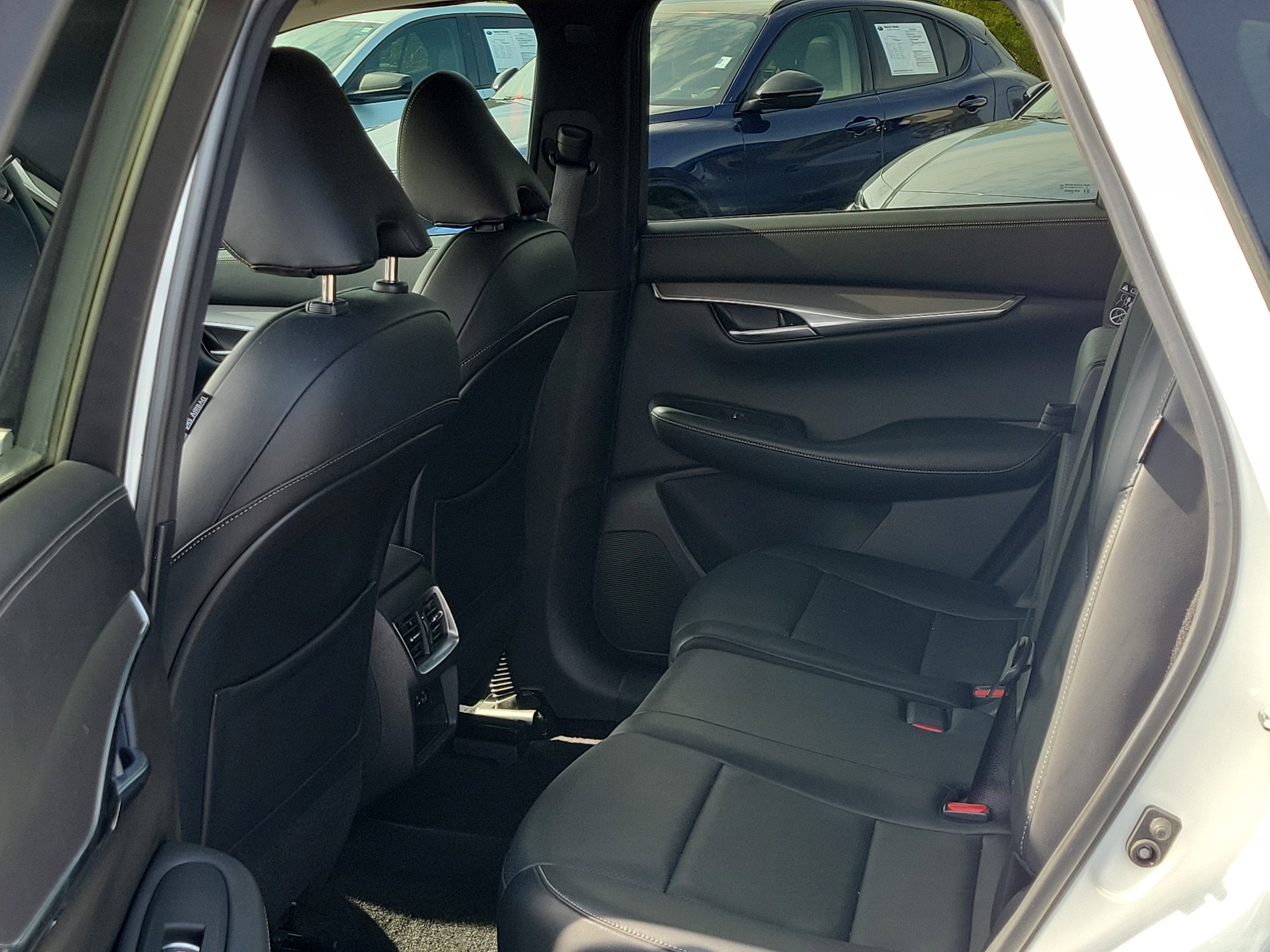 2023 INFINITI QX50 LUXE