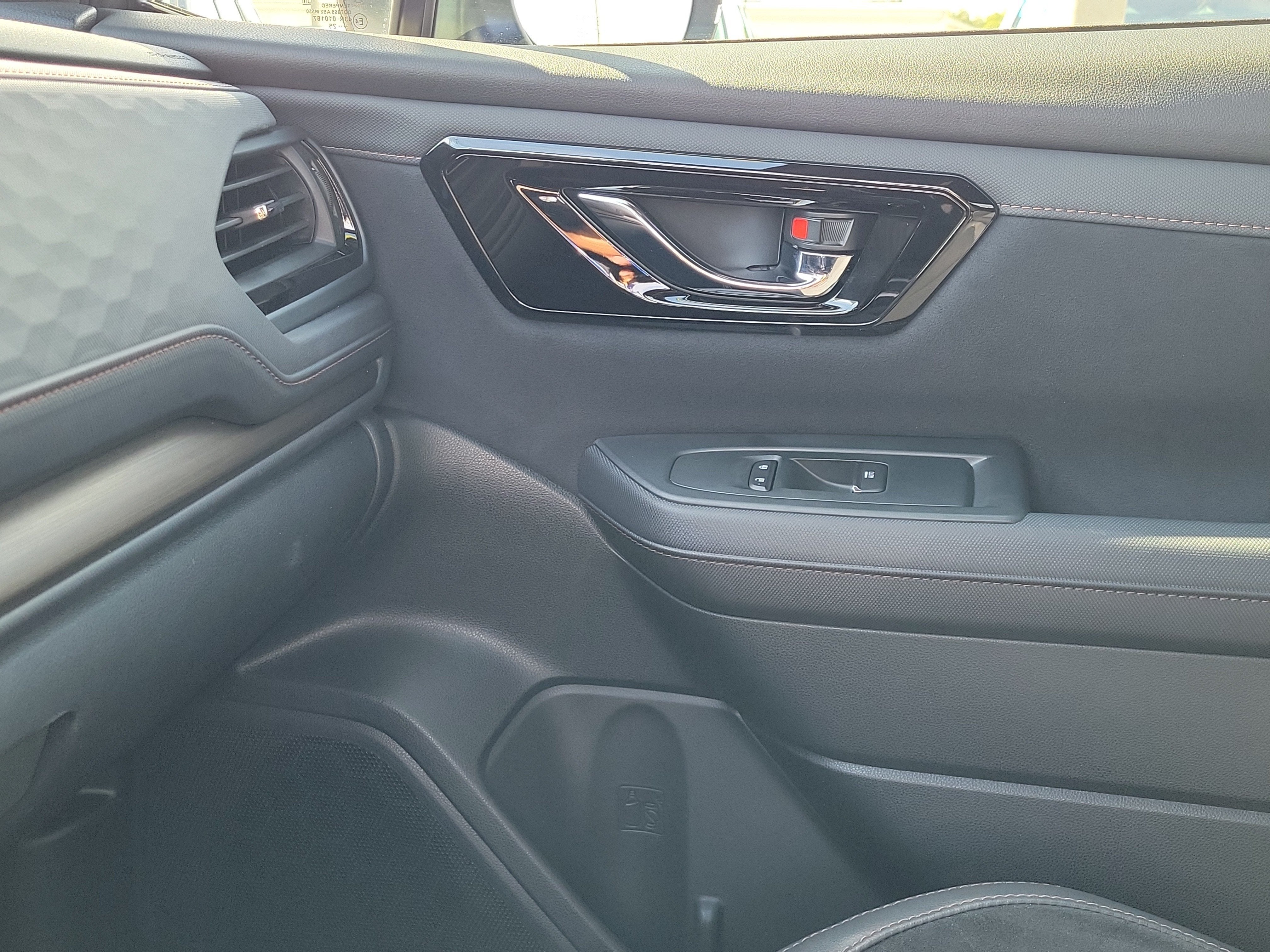2025 Subaru Forester Touring Hybrid