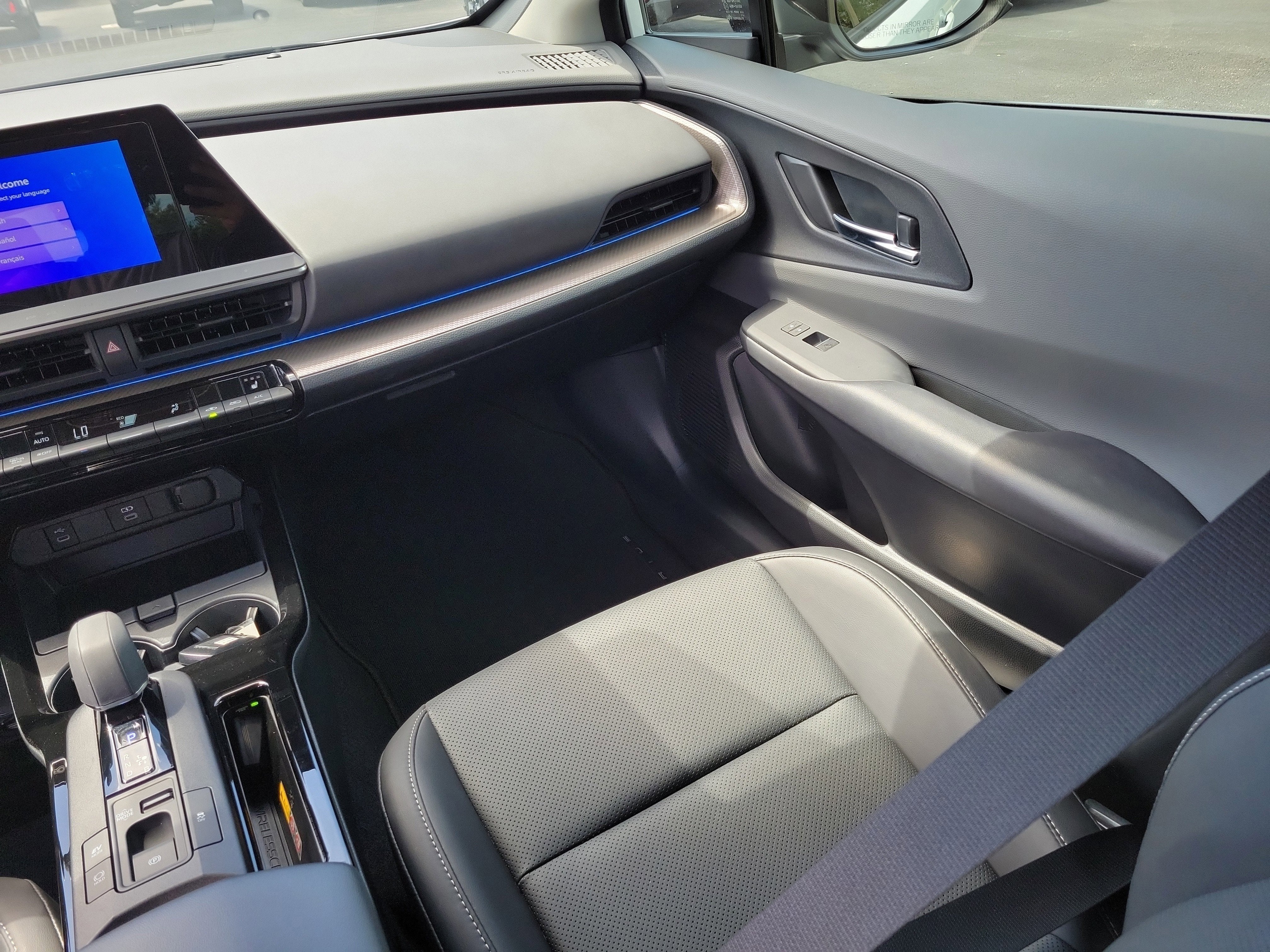 2024 Toyota Prius LE