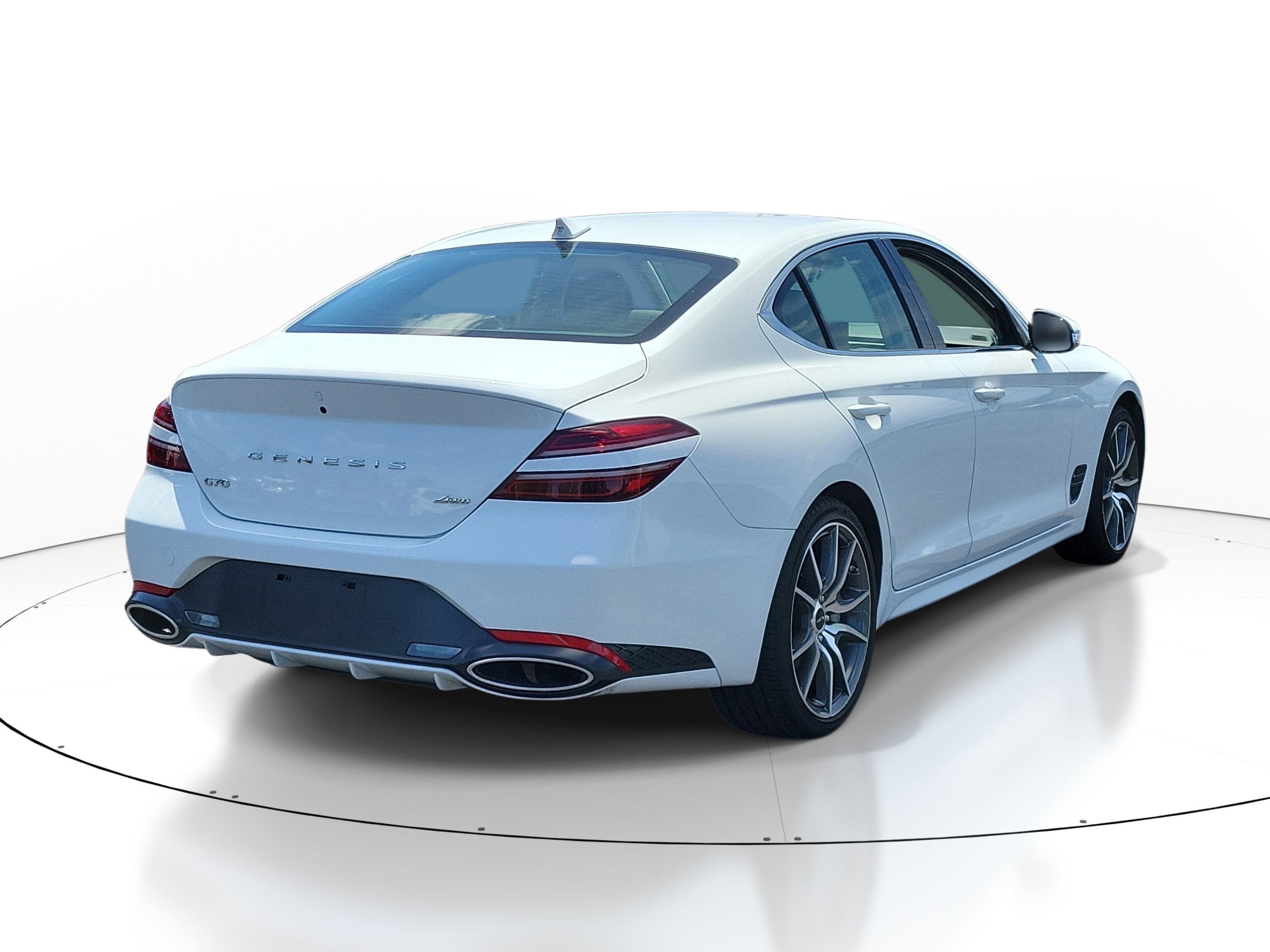 2025 Genesis G70 2.5T