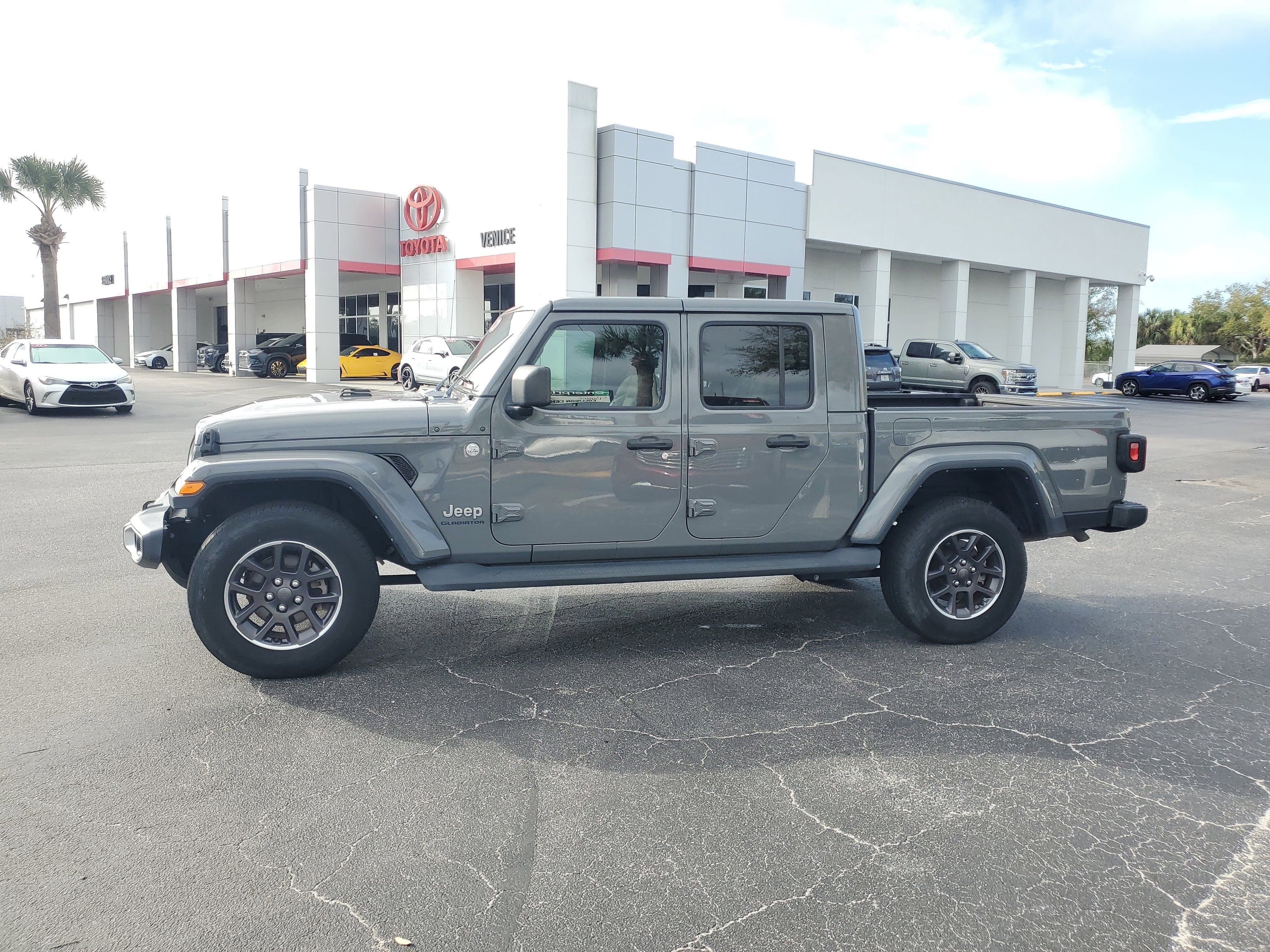 2021 Jeep Gladiator Overland