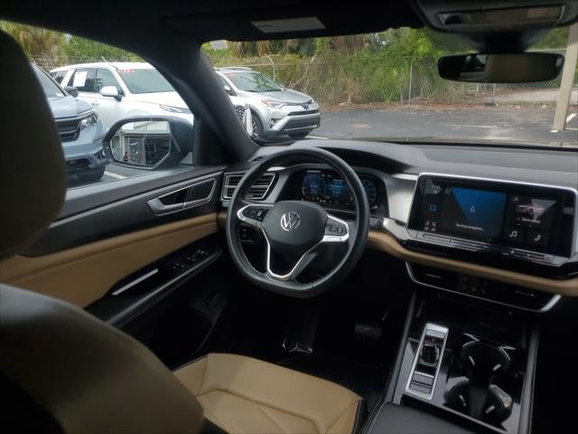 2024 Volkswagen Atlas Cross Sport 2.0T SE w/Technology