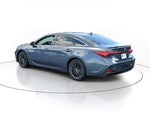2019 Toyota Avalon Hybrid XSE