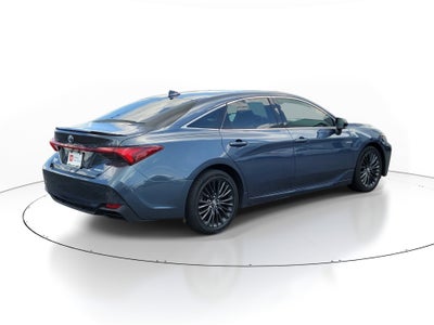 2019 Toyota Avalon Hybrid XSE
