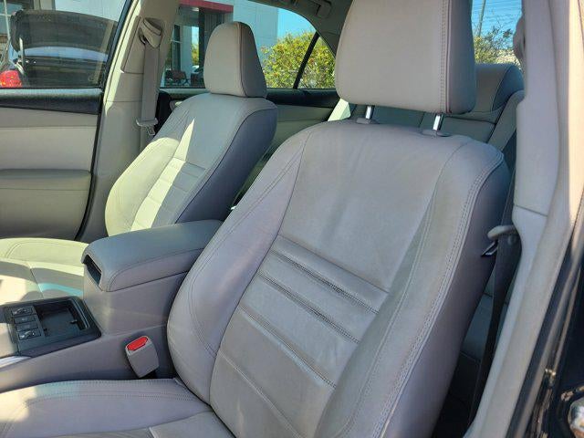 2017 Toyota Camry Hybrid LE