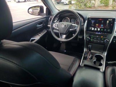 2017 Toyota Camry SE