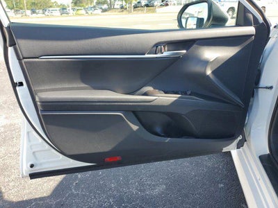 2024 Toyota Camry Hybrid LE