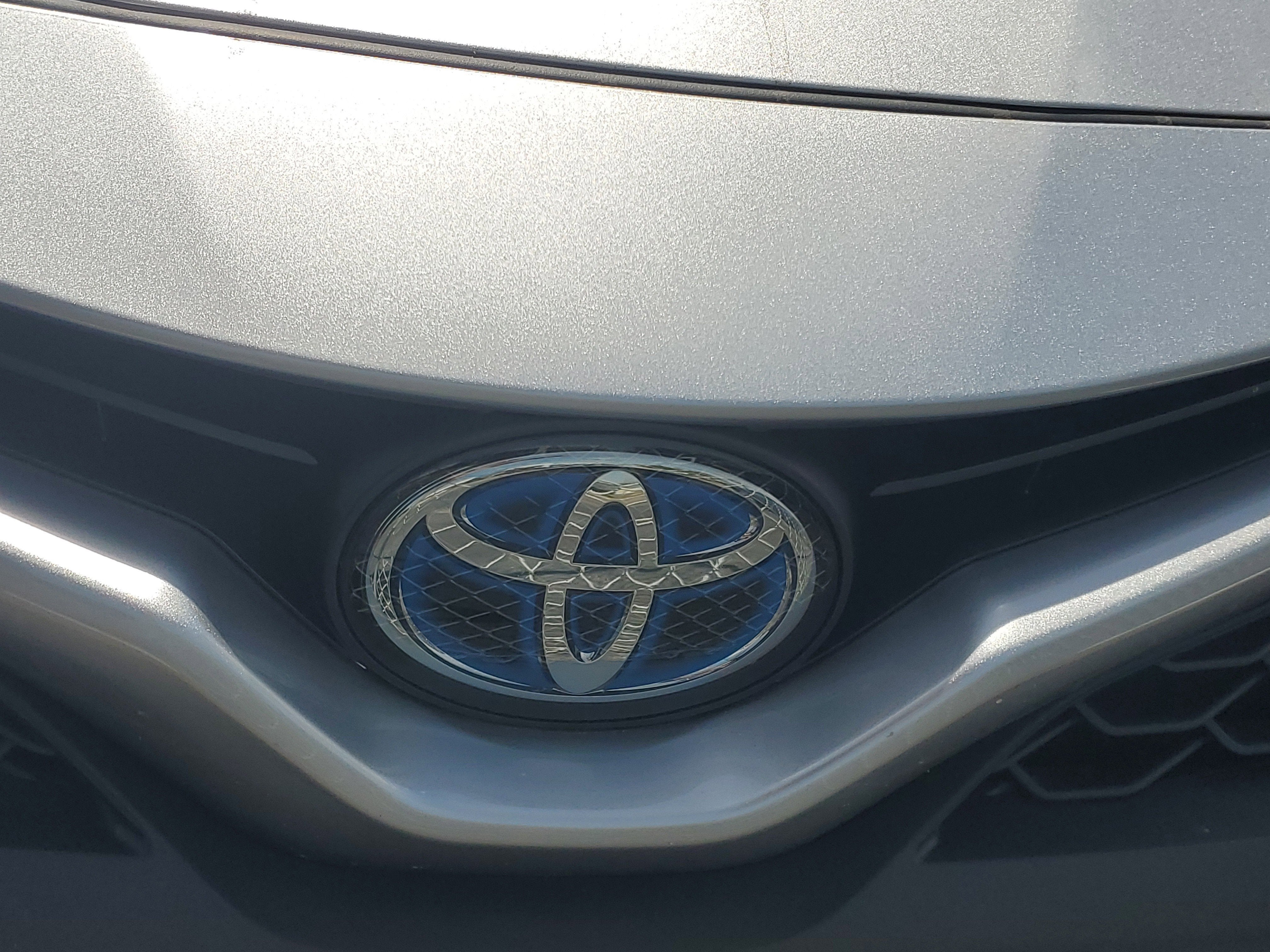 2024 Toyota Camry Hybrid SE