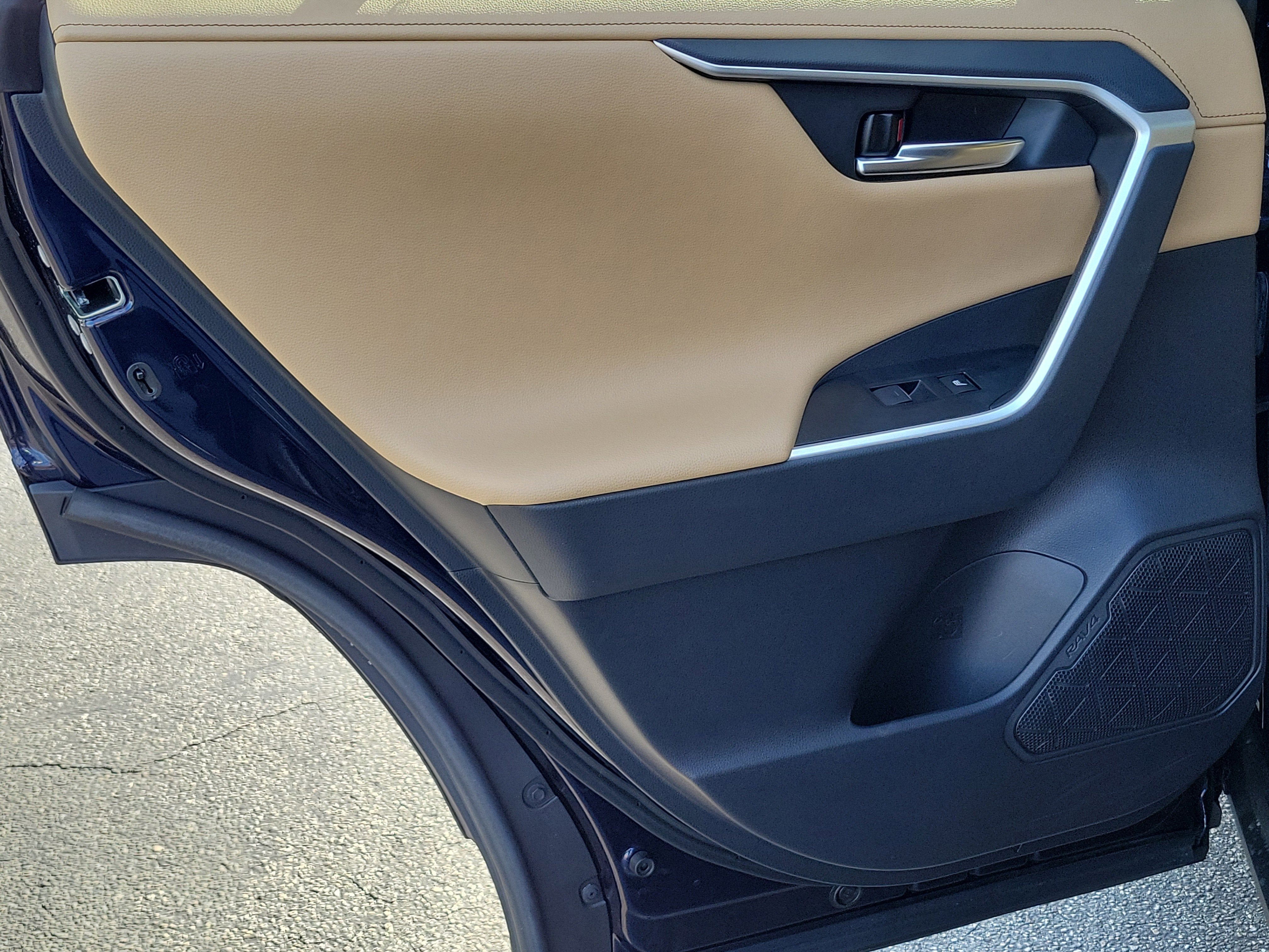 2022 Toyota RAV4 Hybrid Limited