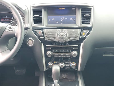 2018 Nissan Pathfinder SV