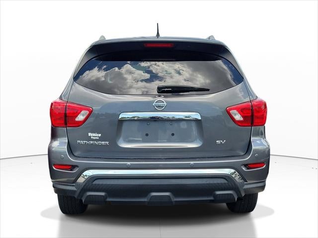 2018 Nissan Pathfinder SV