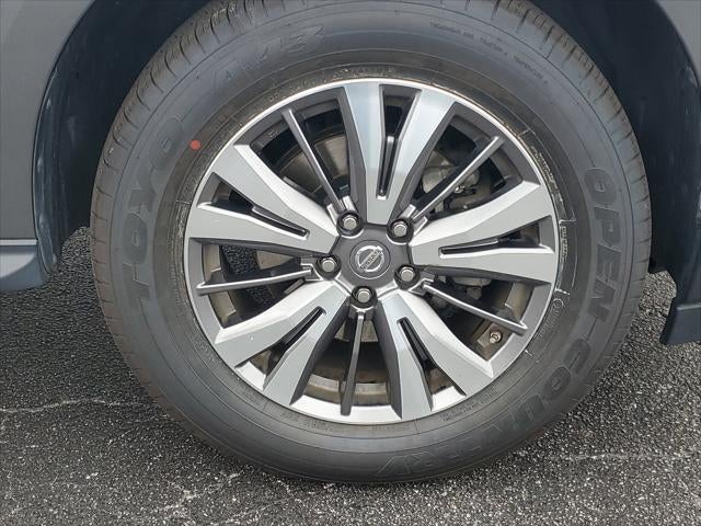 2018 Nissan Pathfinder SV