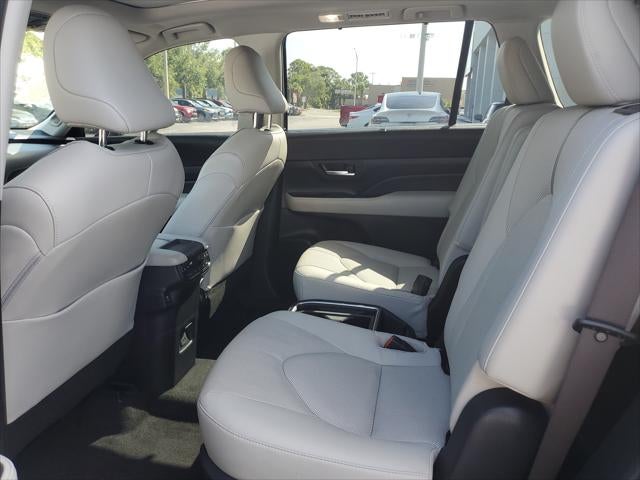 2024 Toyota Grand Highlander Platinum