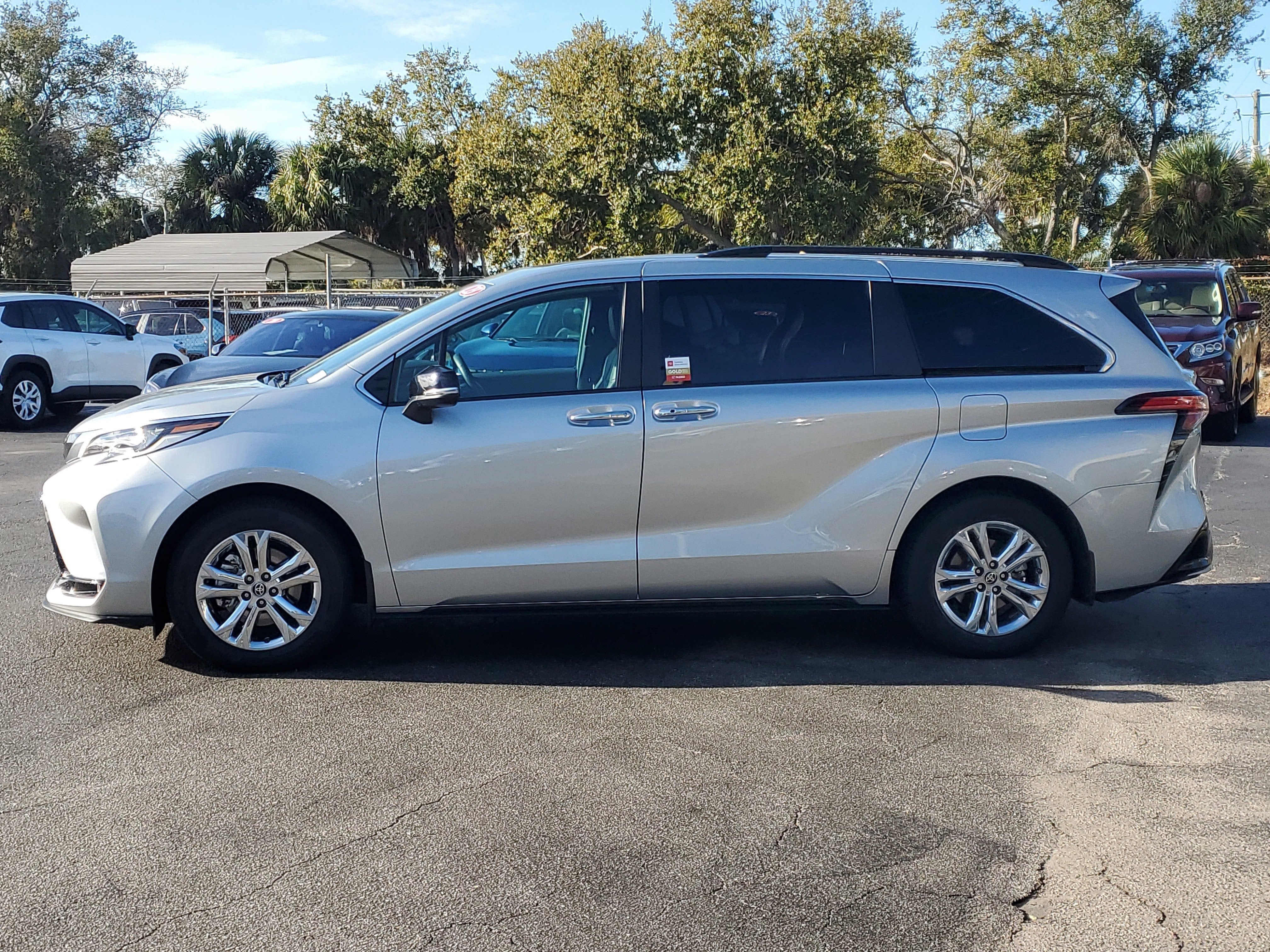 2023 Toyota Sienna XSE