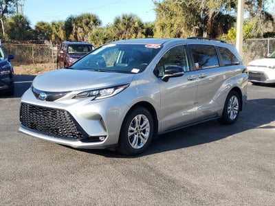 2023 Toyota Sienna XSE
