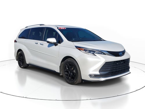 2022 Toyota Sienna Platinum