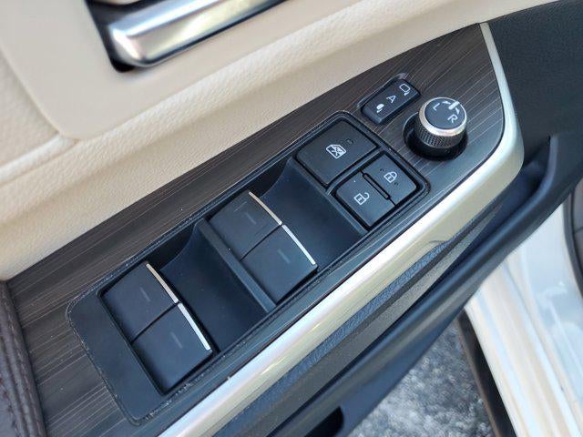 2022 Toyota Sienna Platinum