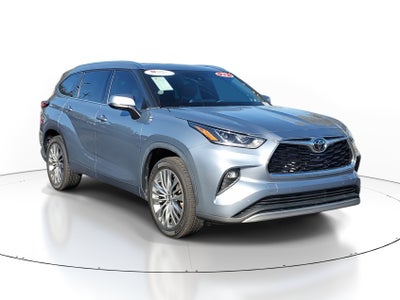 2022 Toyota Highlander Platinum