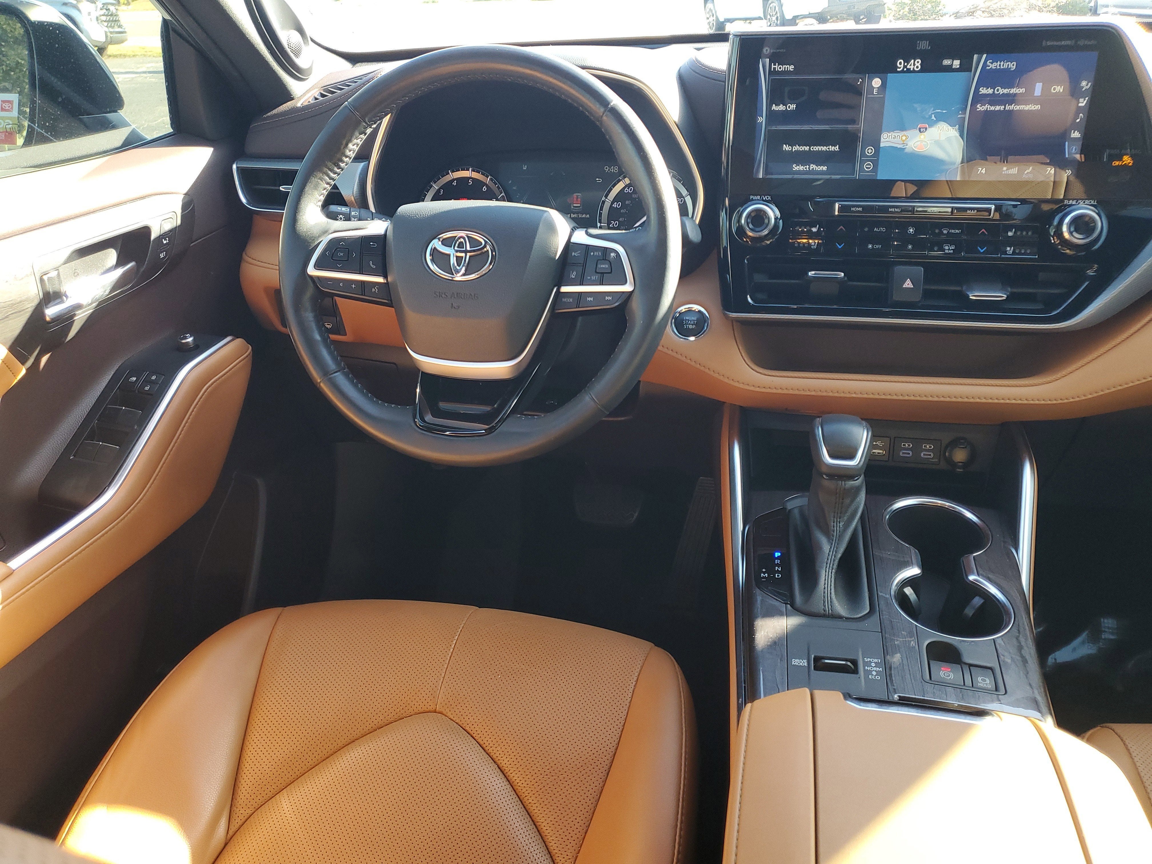 2022 Toyota Highlander Platinum