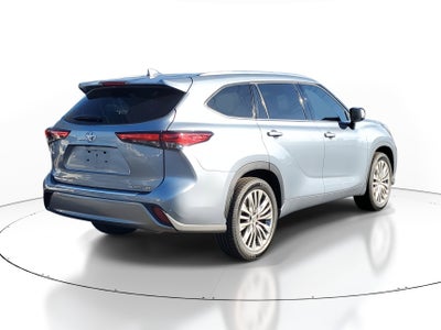 2022 Toyota Highlander Platinum