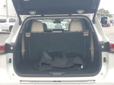 2021 Toyota Highlander Platinum