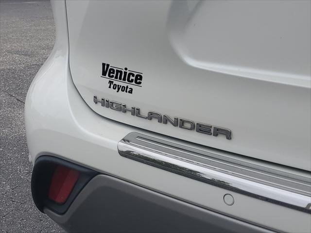 2021 Toyota Highlander Platinum