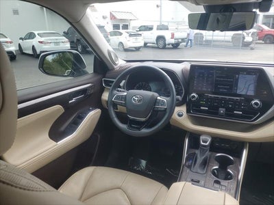 2021 Toyota Highlander Platinum