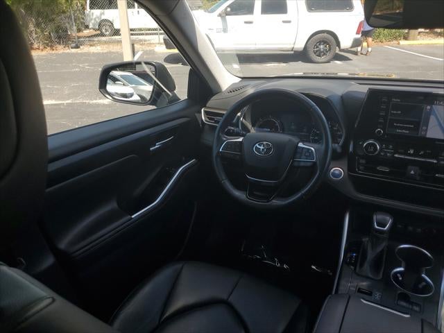 2021 Toyota Highlander Hybrid XLE