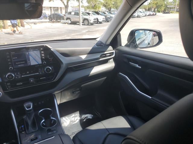 2021 Toyota Highlander Hybrid XLE