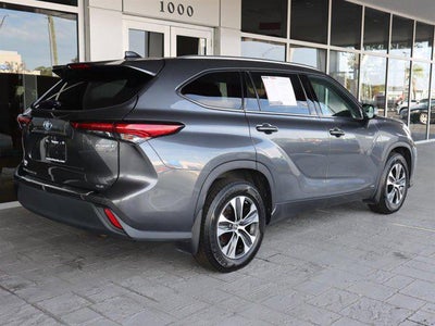 2021 Toyota Highlander Hybrid XLE