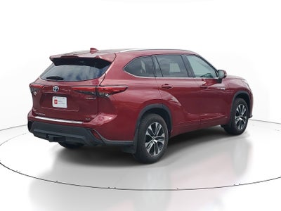 2020 Toyota Highlander Hybrid XLE
