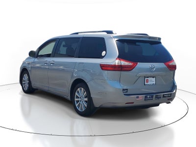 2017 Toyota Sienna LE