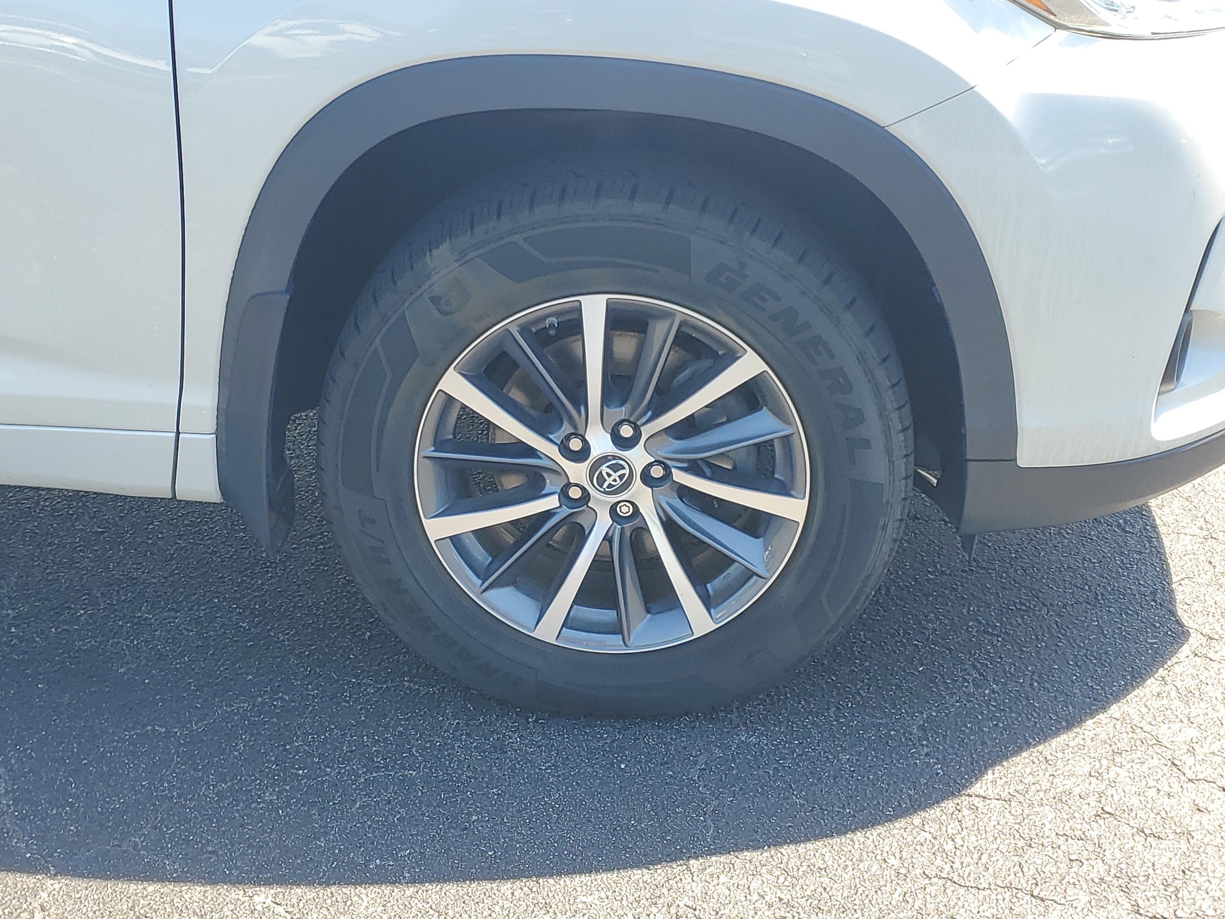 2018 Toyota Highlander SE