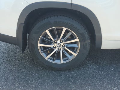 2018 Toyota Highlander SE