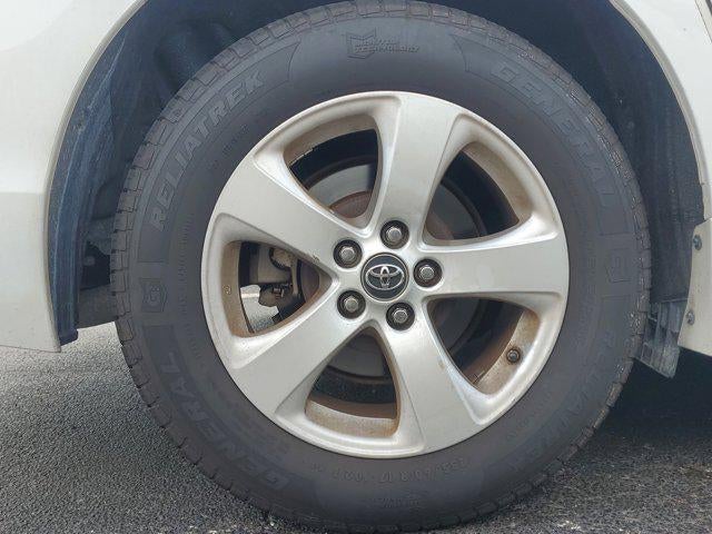 2018 Toyota Sienna LE Auto Access Seat