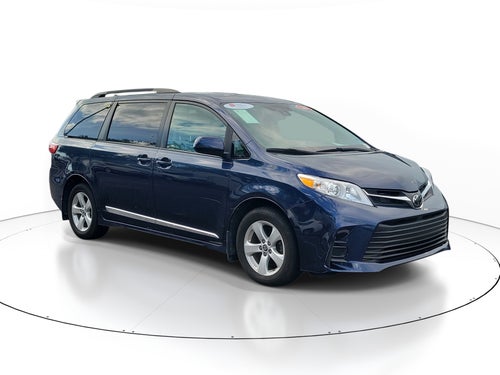 2020 Toyota Sienna LE Auto Access Seat