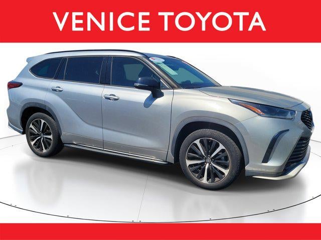 2022 Toyota Highlander XSE