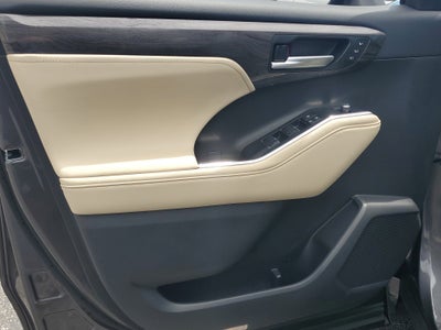 2025 Toyota Highlander Hybrid Limited