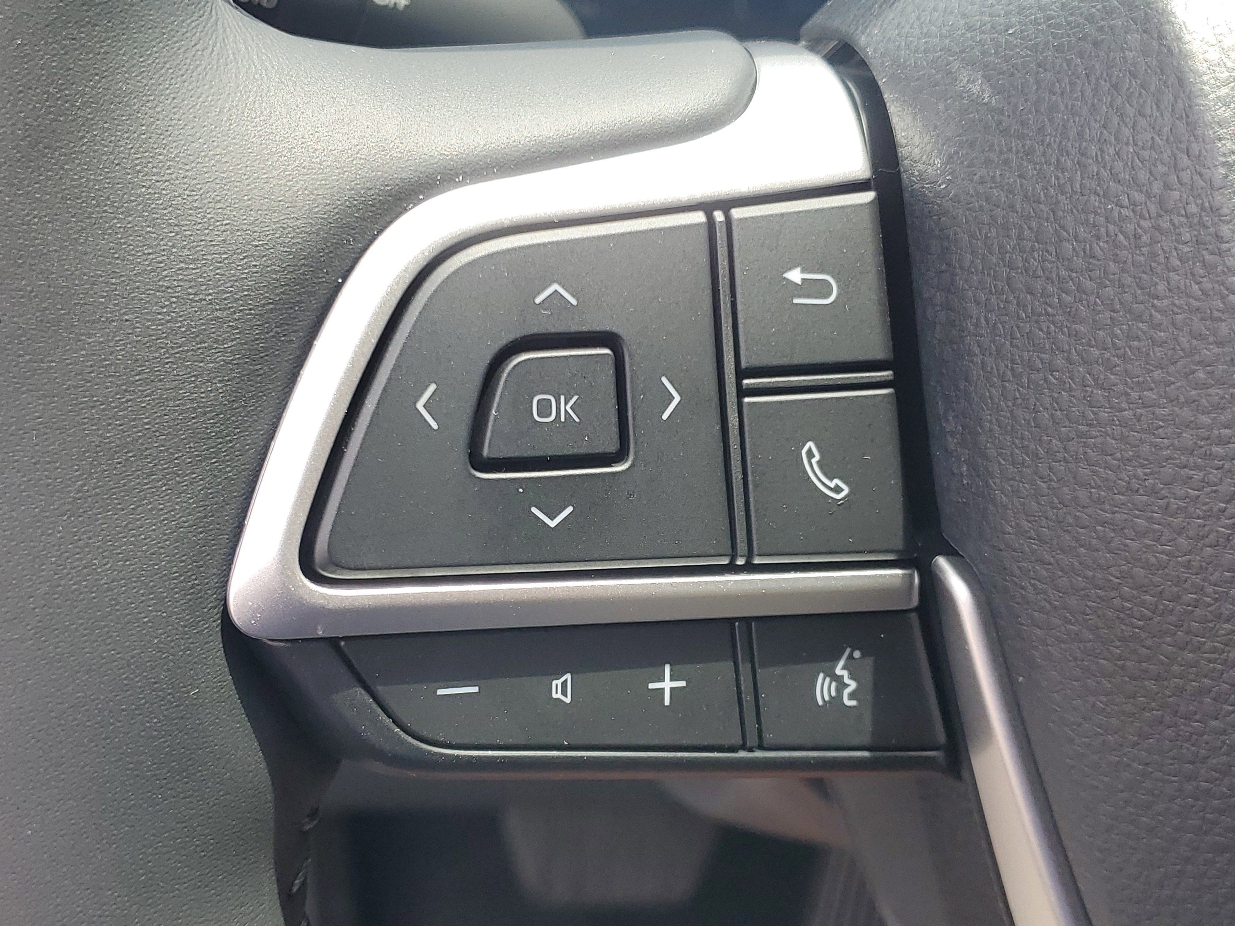 2025 Toyota Highlander Hybrid Limited