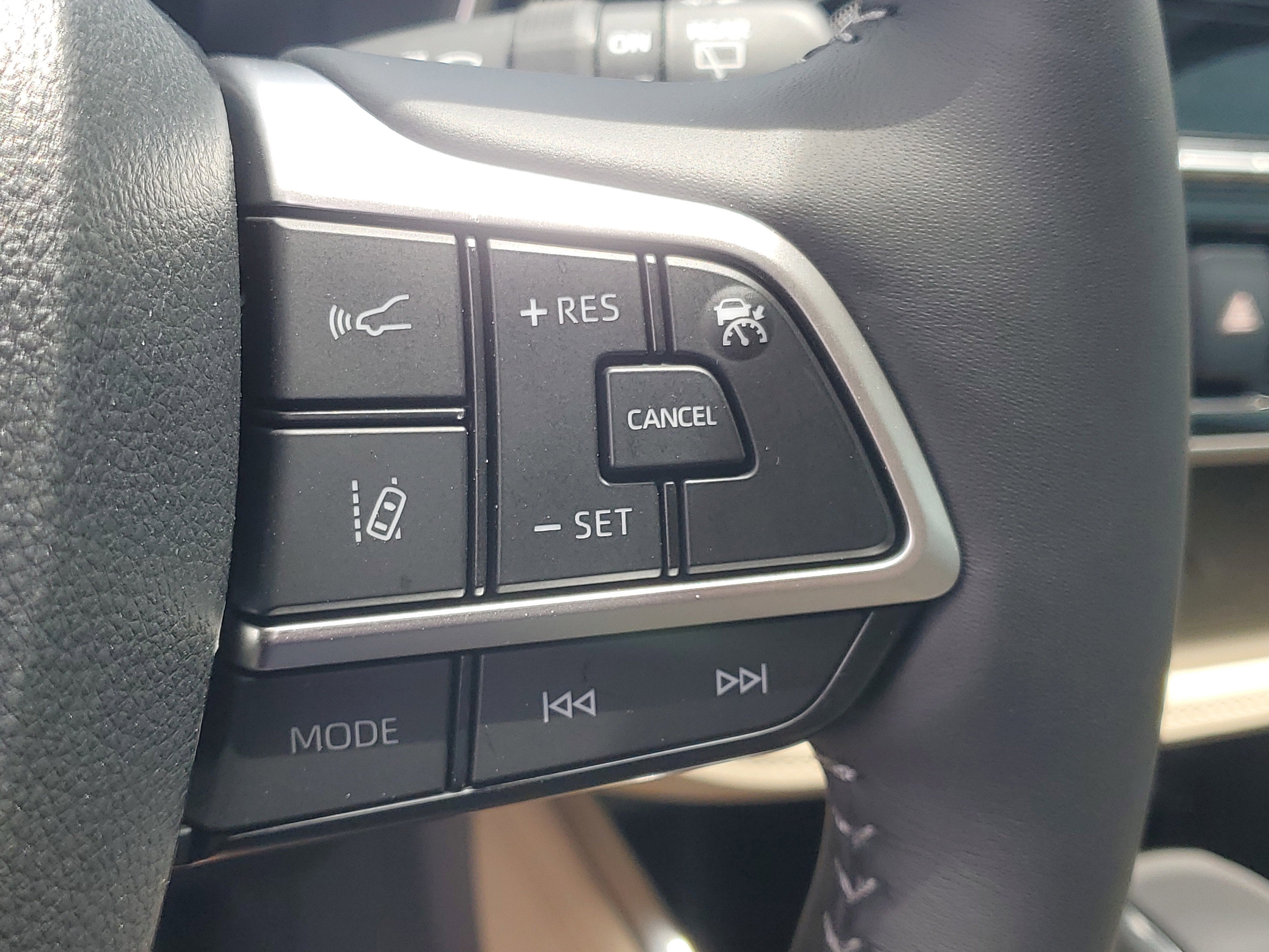 2025 Toyota Highlander Hybrid Limited