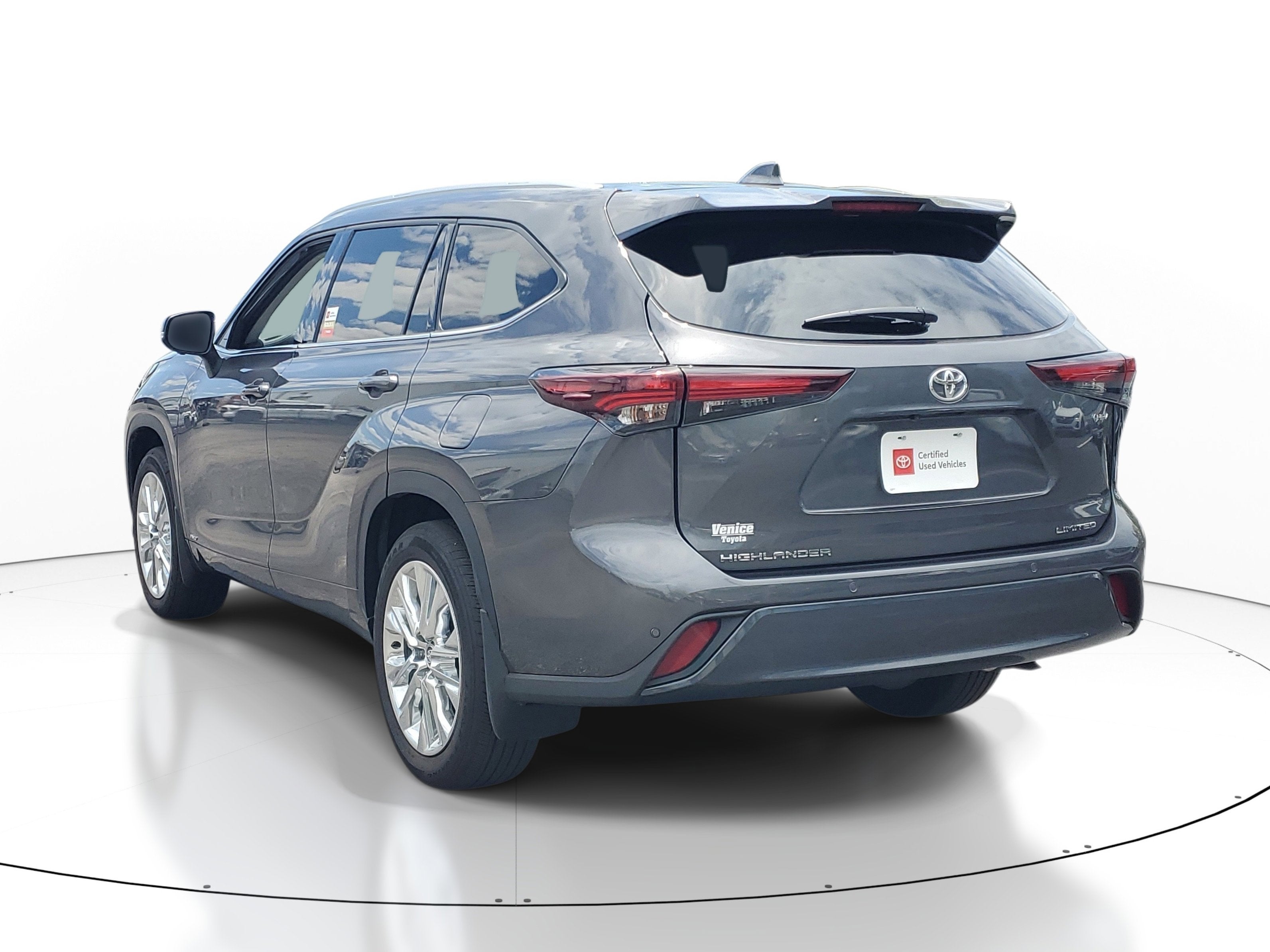 2025 Toyota Highlander Hybrid Limited