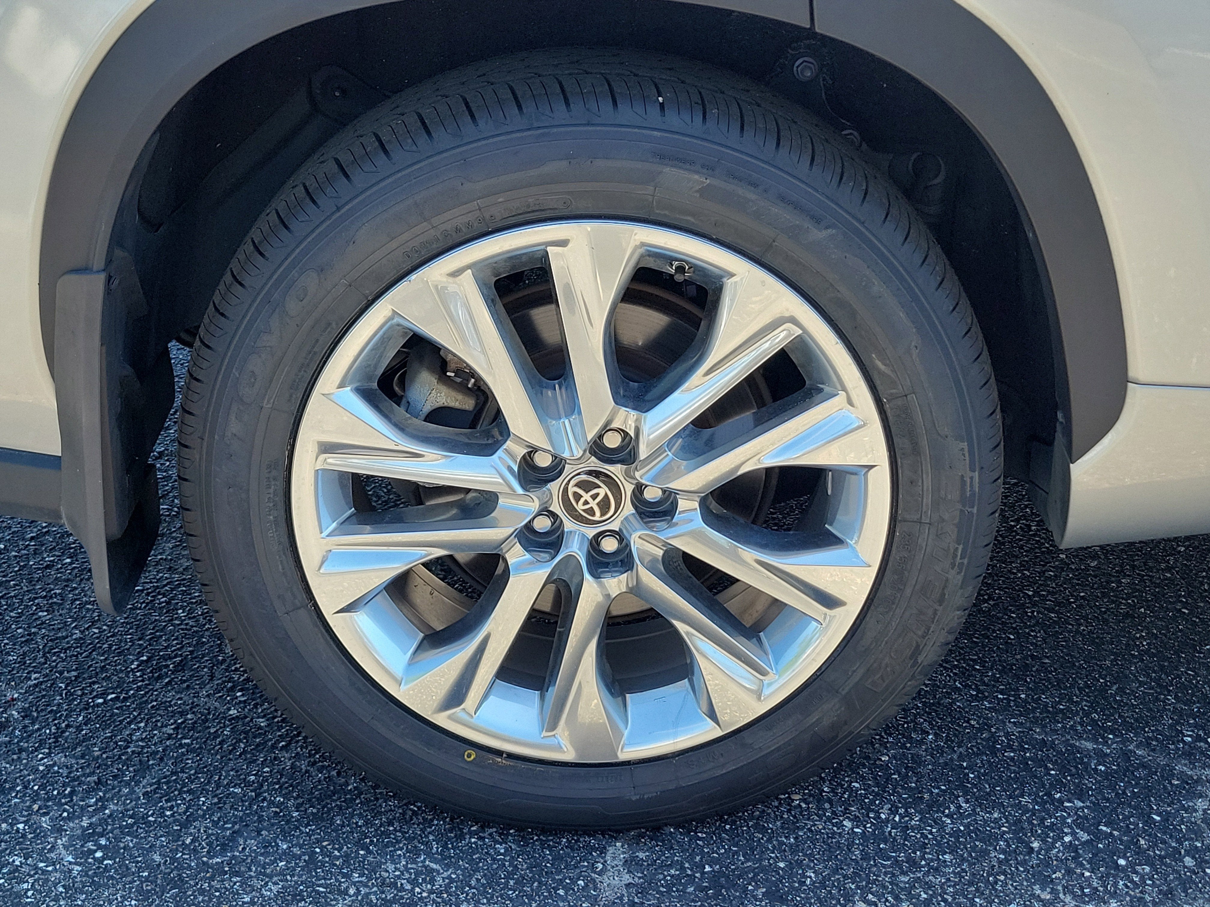 2023 Toyota Highlander Hybrid Limited